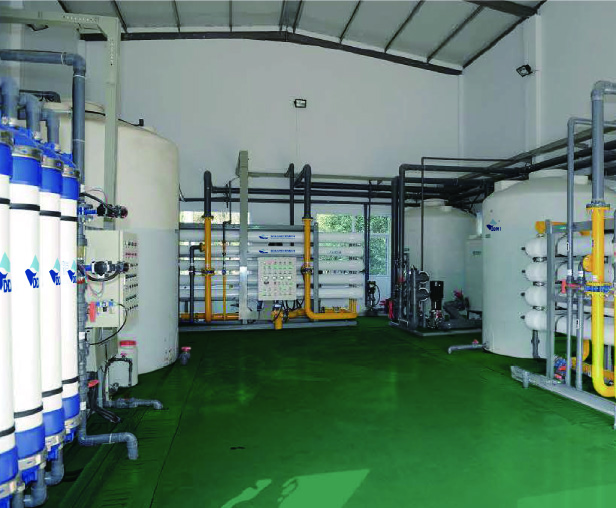 国产乱老熟妇吃嫩草